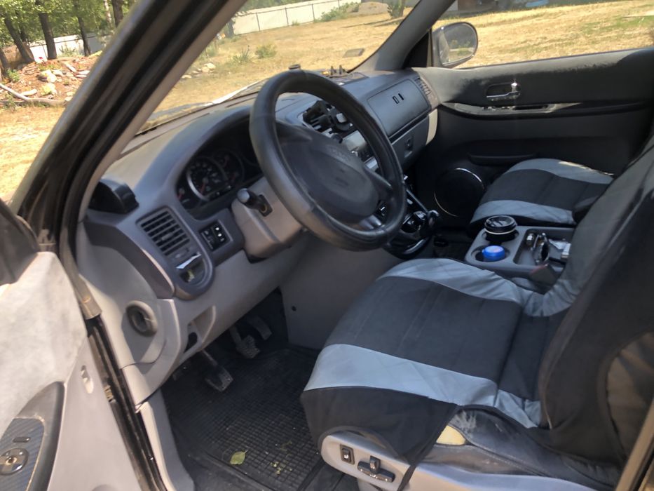 Kia Carnival 2003 Rest