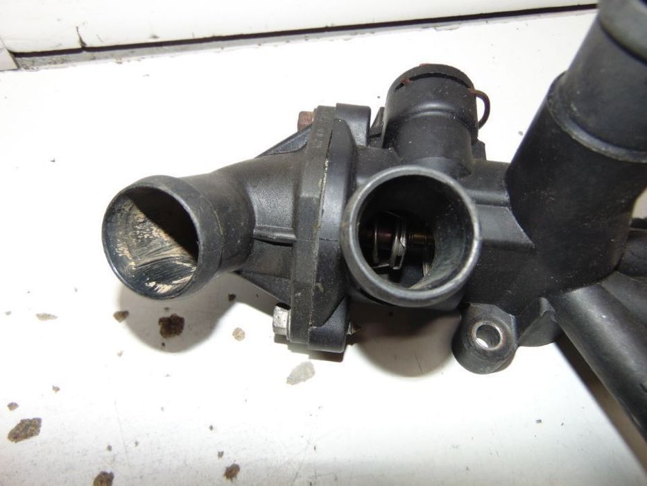 VW golf 3 termostato e + peças " usado em bom estado