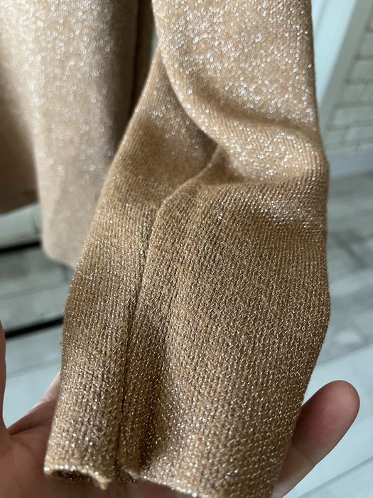 Светр з люрексом