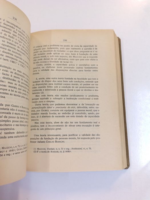 Sucessões e direito sucessório, de Dr. José Tavares