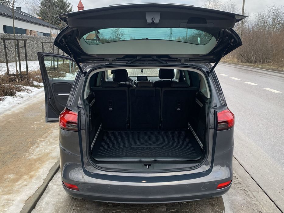 Opel Zafira 2013r 1.4t 140km benzyna+lpg gaz sekwencja z Niemiec