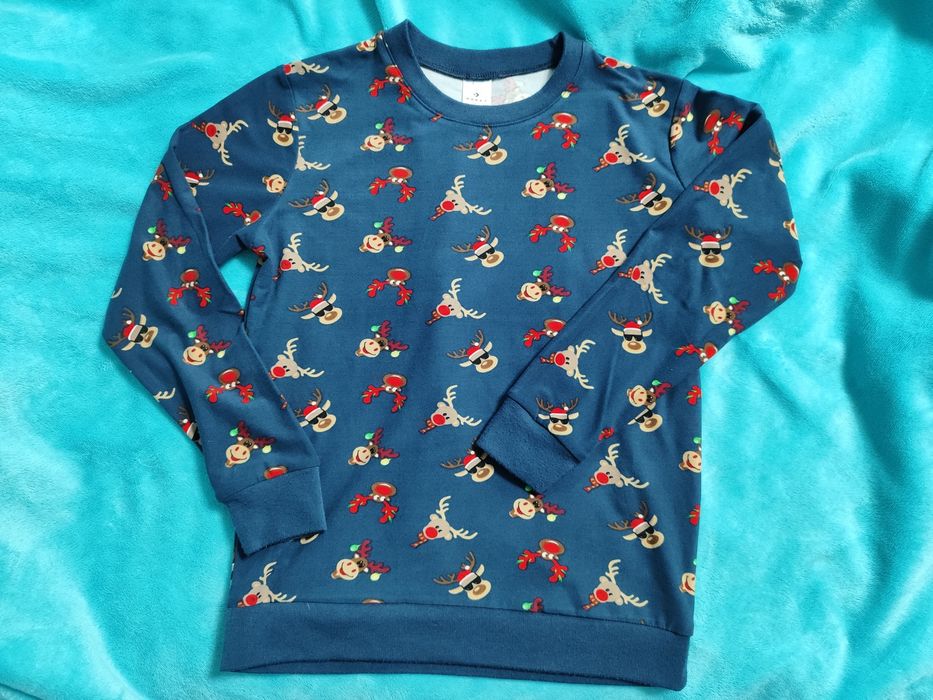 Granatowy sweter świąteczny 134/140