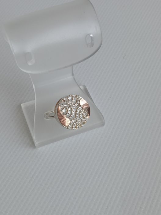 Срібна каблучка з золотими пластинами