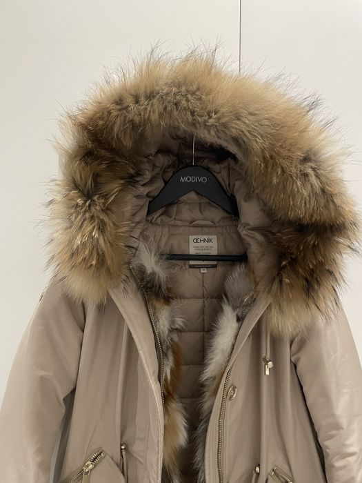 Parka plaszcz z kapturem puchowa beżowa lis jenot Ochnik XS/34 s/36