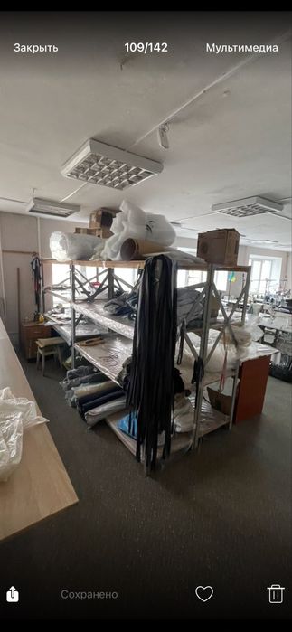 металеві складські стелажі