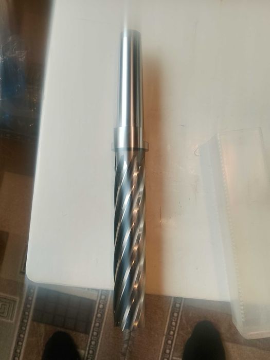 продам фрези по металу