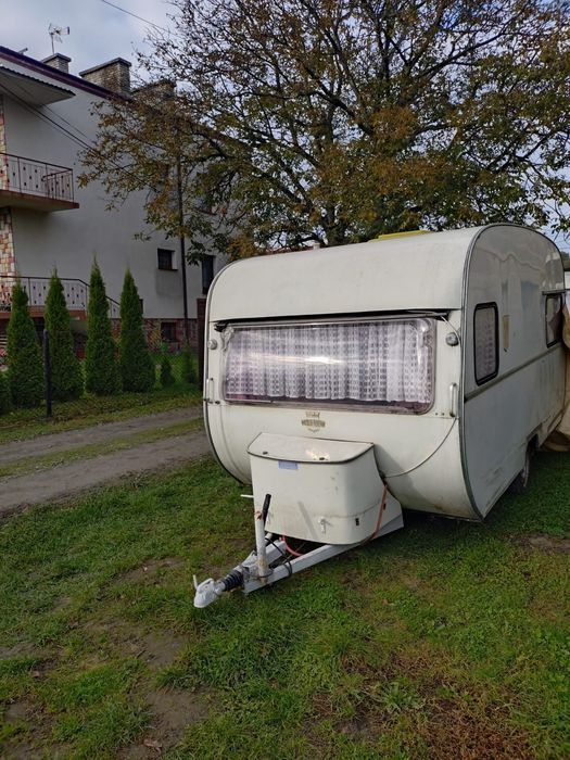 Кемпінг, будинок на колесах, кампер, Kamper, Kemping. Свіжо пригнаний