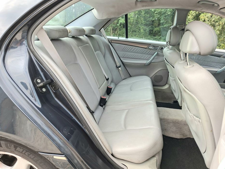 Mercedes C 220 CDI Avantgarde Nacional 1 dono