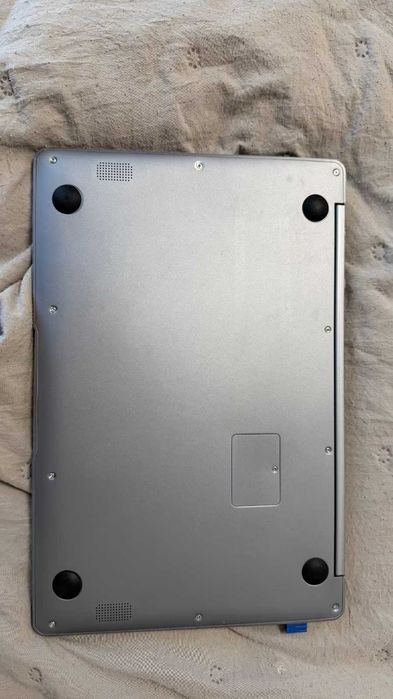 Laptop 13,3″ – Intel Celeron N3450 • 6 GB RAM • 64 GB SSD • Windows