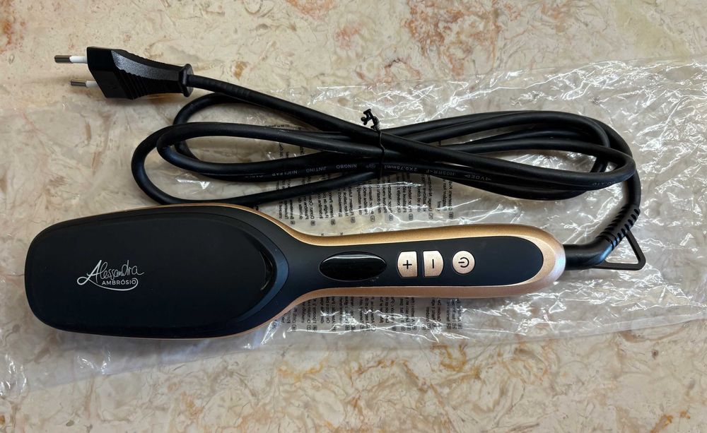 Escova alisadora eléctrica