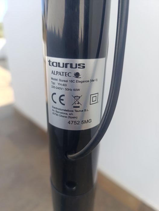 Ventoinha de pé marca Tauros