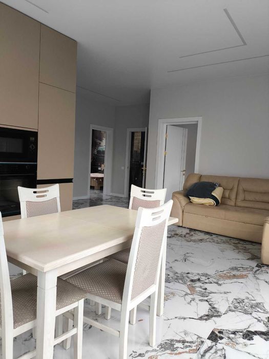 Новый дом в центре Нерубайска, общ 90 м, 3 комнаты. Рядом Усатово.