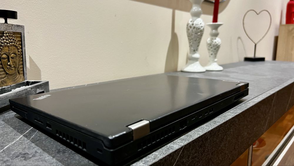 Lenovo ThinkPad P15 I7-10850H/32Gb/SSD/nVidia Quadro T2000 4Gb