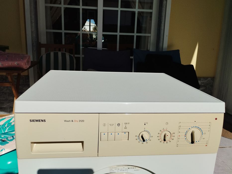 Máquina de lavar e secar a roupa Siemens