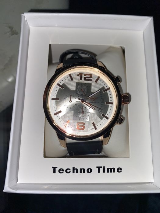 Relógio techno time