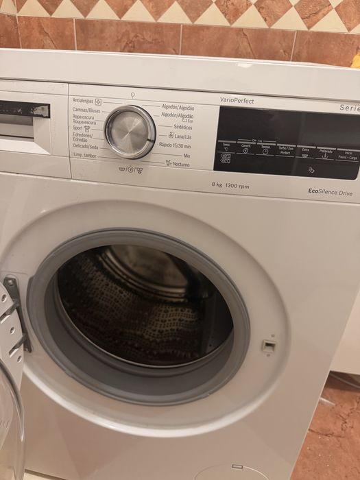 Máquina de Lavar Roupa BOSCH