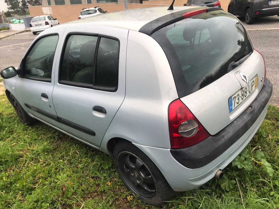 Renault Clio 2  1.5 DCI ano 2003