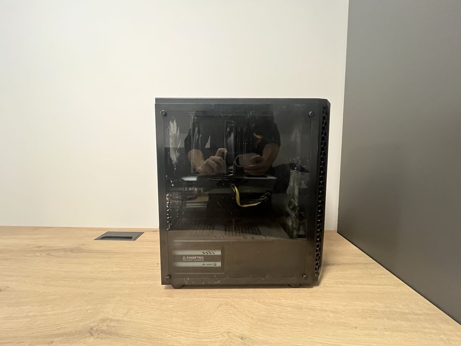 Komputer gamingowy i Monitor (Intel i9 11 generacji rtx 3060)