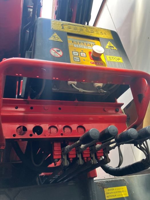 Продам кран маніпулятор Fassi f170