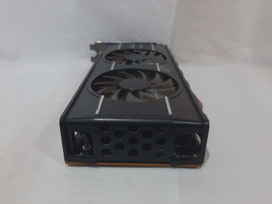 Karta graficzna XFX Radeon HD6870 Dual Heatpipe