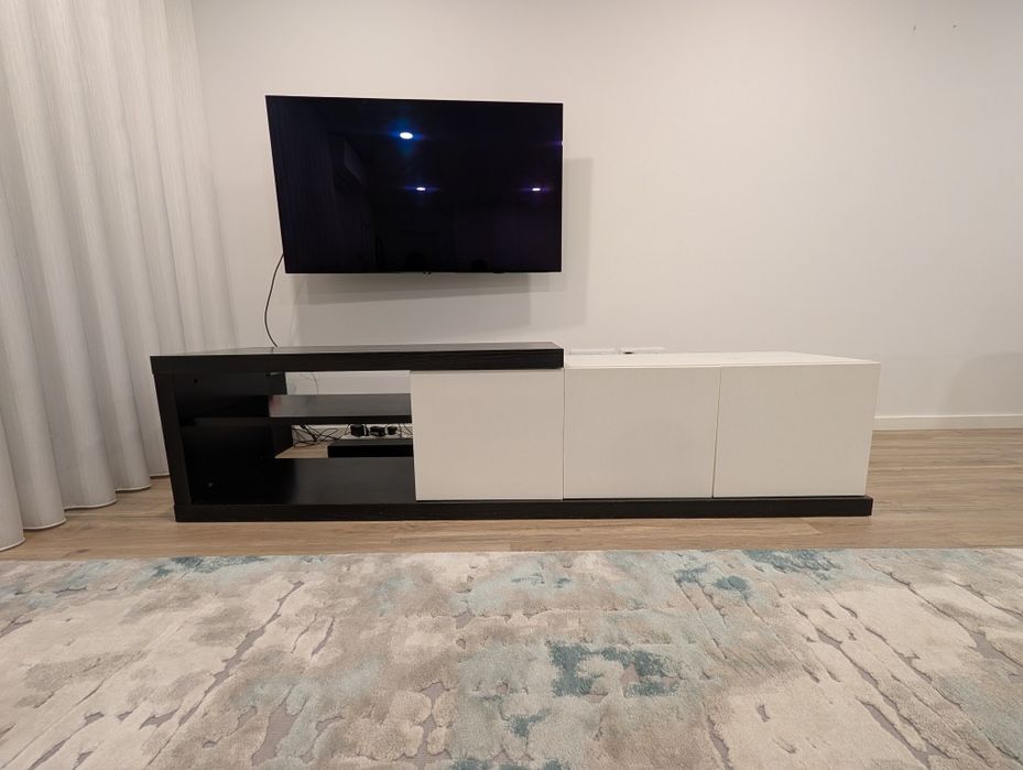 Base TV com 3 portas
