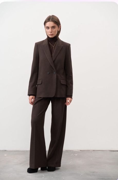 Теплий, стильний  вовняний жіночий піджак