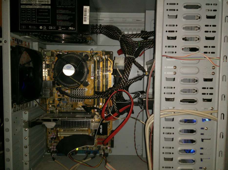 Torre pc Intel core 2 quad q6600 2.4