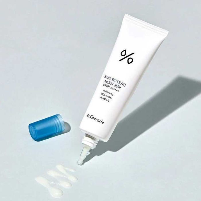 Сонцезахисний крем Dr.Ceuracle Hyal Reyouth Moist Sun SPF50+ PA++++ зволожуючий, 50 мл оригінал