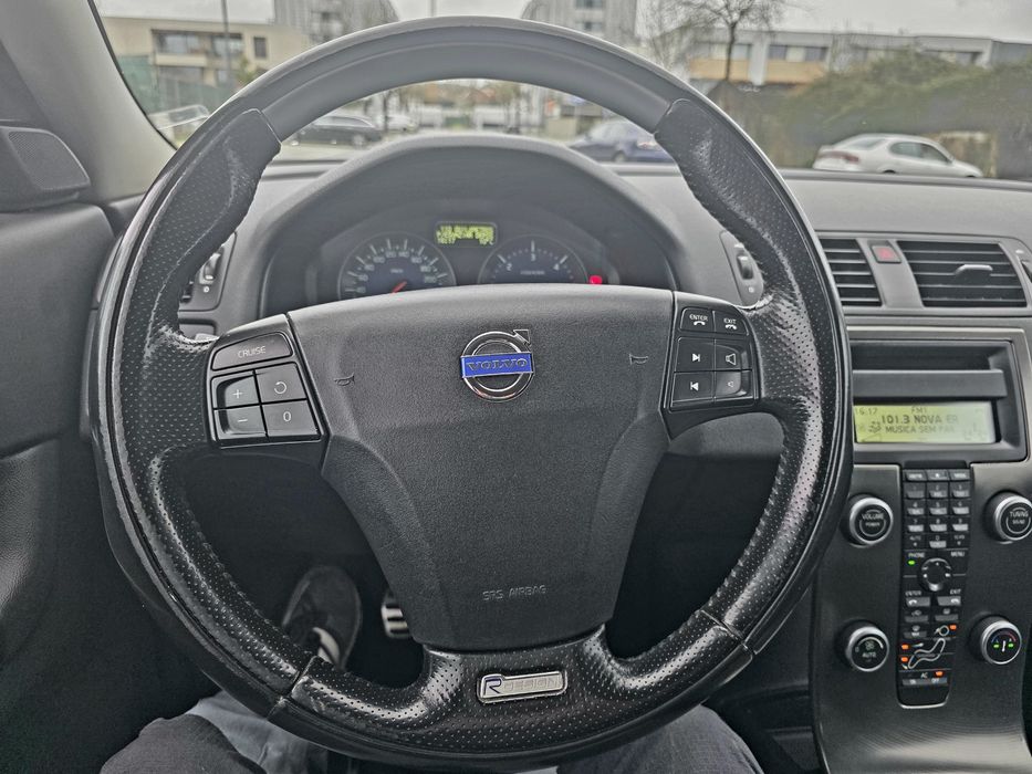 Volvo C30 1.6d R Design Nacional