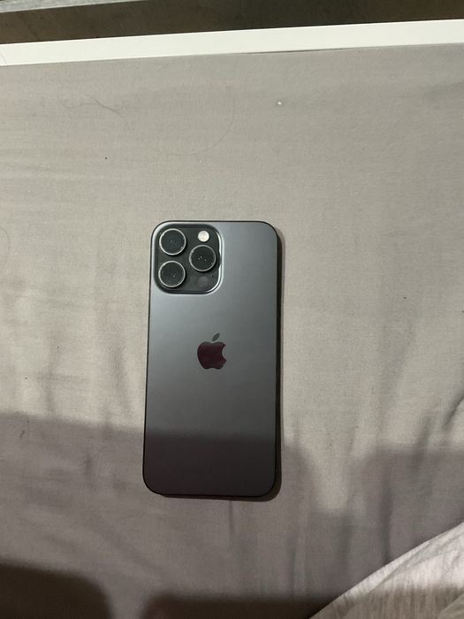 Wymienię iphone 15 pro max