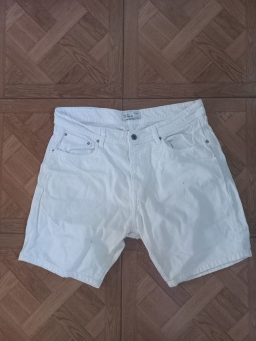 Віддам чоловічі речі