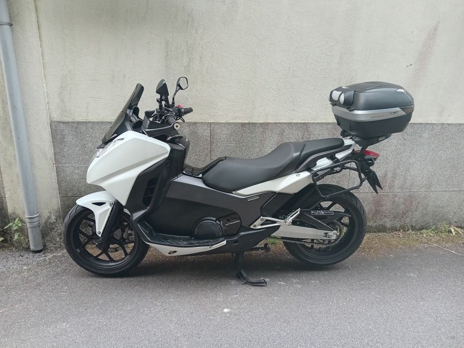 Honda integra 750 DCT