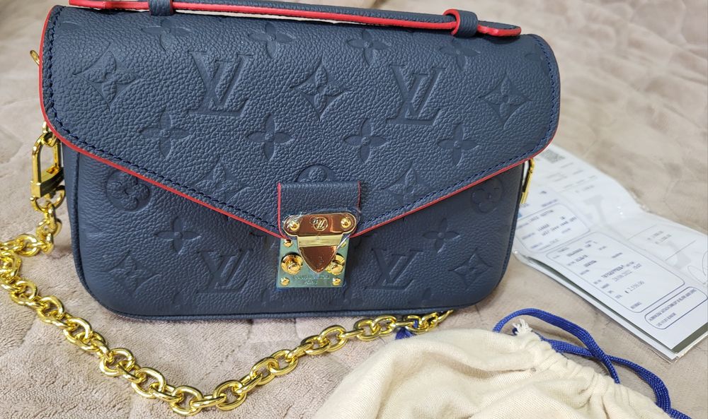 Сумка Louis Vuitton