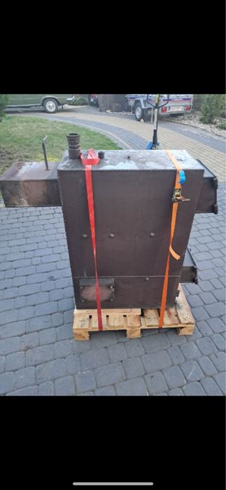 Piec: węgiel / drzewo (kopciuch)