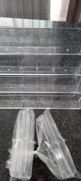 Stojak na ulotki A4 4-12 kieszeni