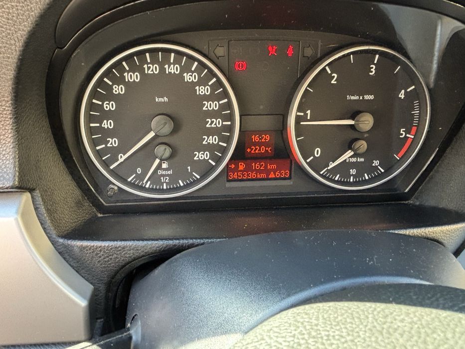 Sprzedam BMW e90 320d 2005r