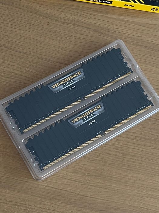 Memória RAM 32gb 2x16gb ddr4 3200Mhz CORSAIR Vengeance LPX