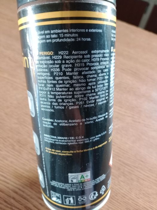 Tinta spray preto de alta temperatura