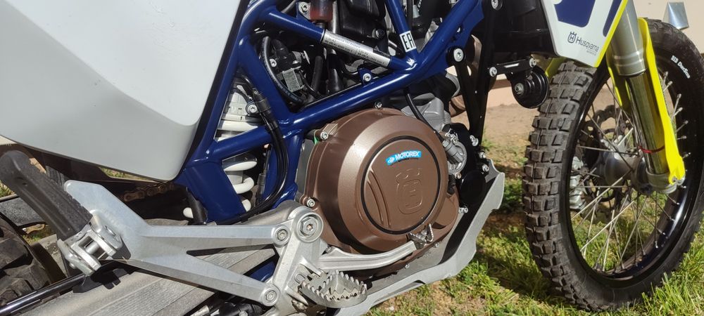 Husqvarna 701 Enduro KTM 690