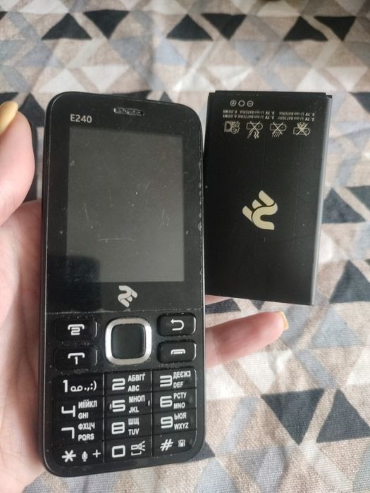 Набор мобильных телефонов