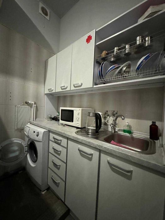 Продаж приміщеня та готового виробництва подуктів харчування