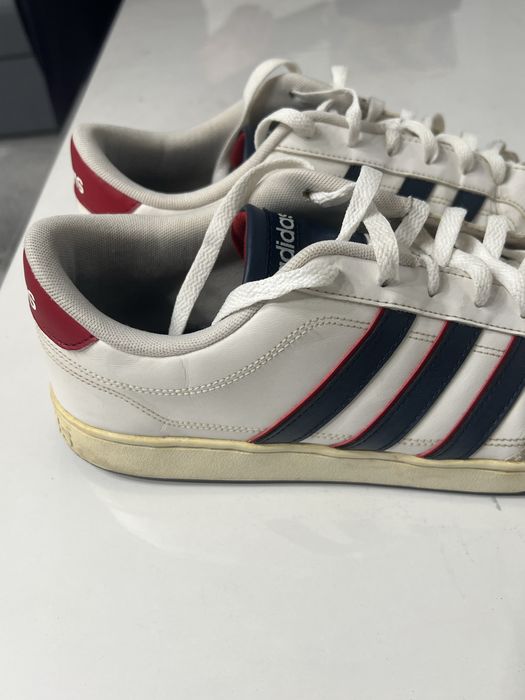 Кросівки адідас оригінал розмір 45-46