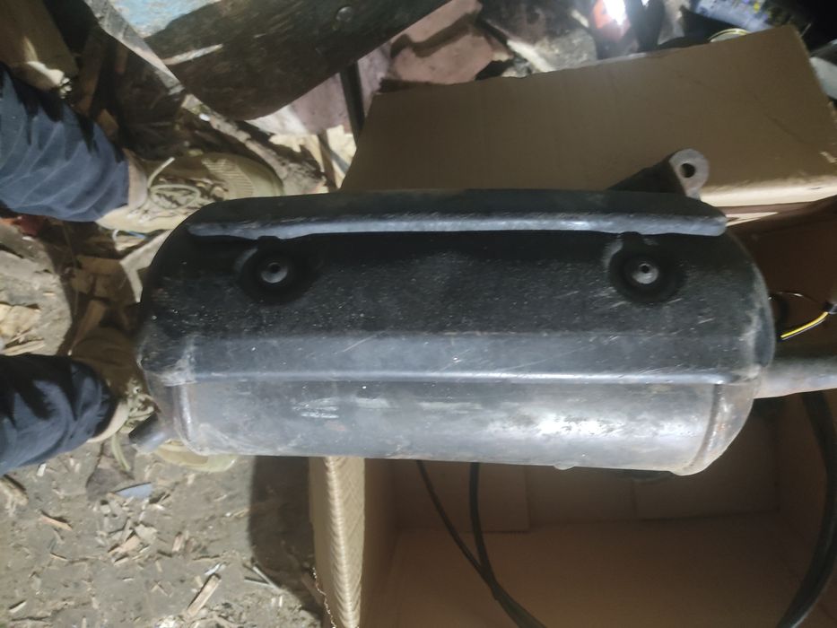 Продам деталі від Сузукі летс 2