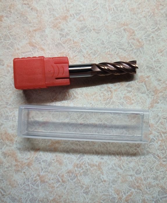 Fresa de 6mm. NOVAS. Sem uso. Várias em Stock!