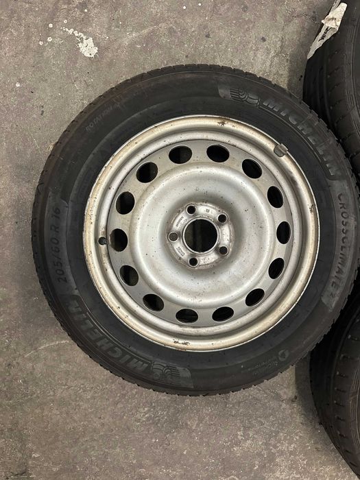 Jantes + Pneus 205/60/R16