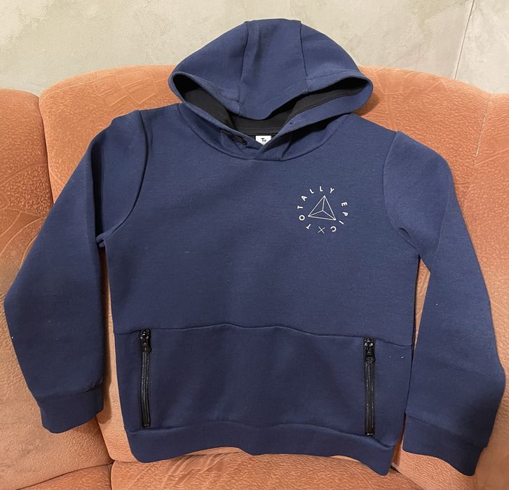 Худі пайта кофта фірми TU