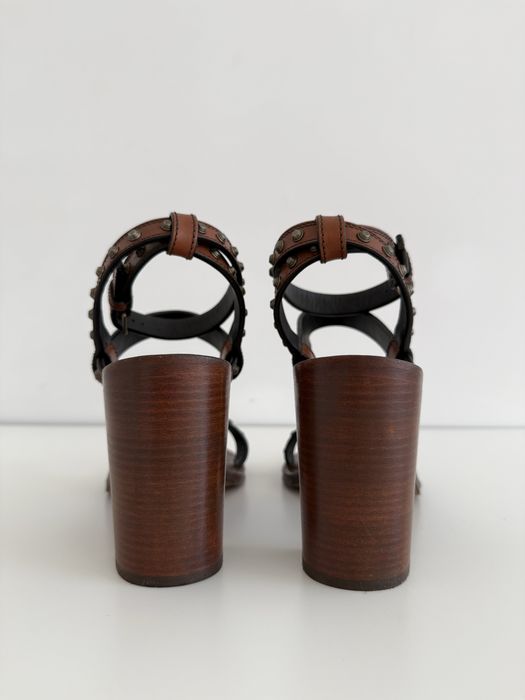Saint Laurent Leather Sandals - sandały ze skóry