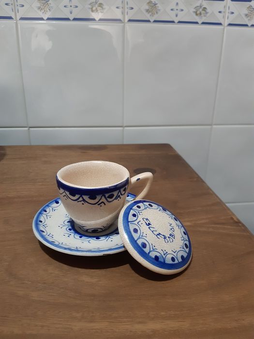 Chávena pintada à mão