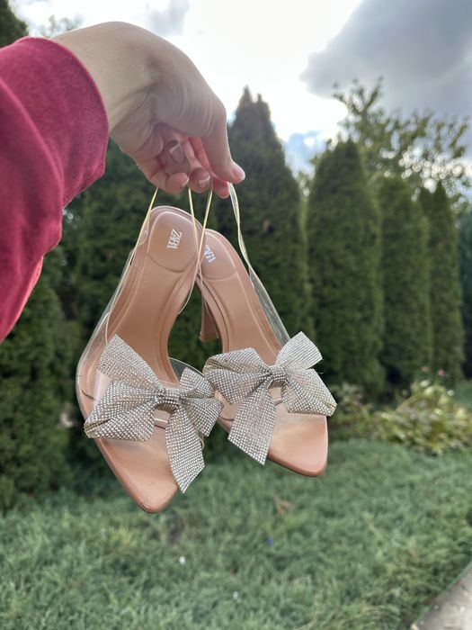 Босоніжки Zara Туфлі Zara