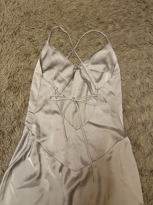 Жіноча  сукня, шовкова , розмір М, міді